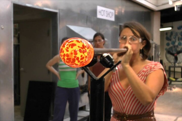 Glass blowing in Prague - Photo 1 of 6